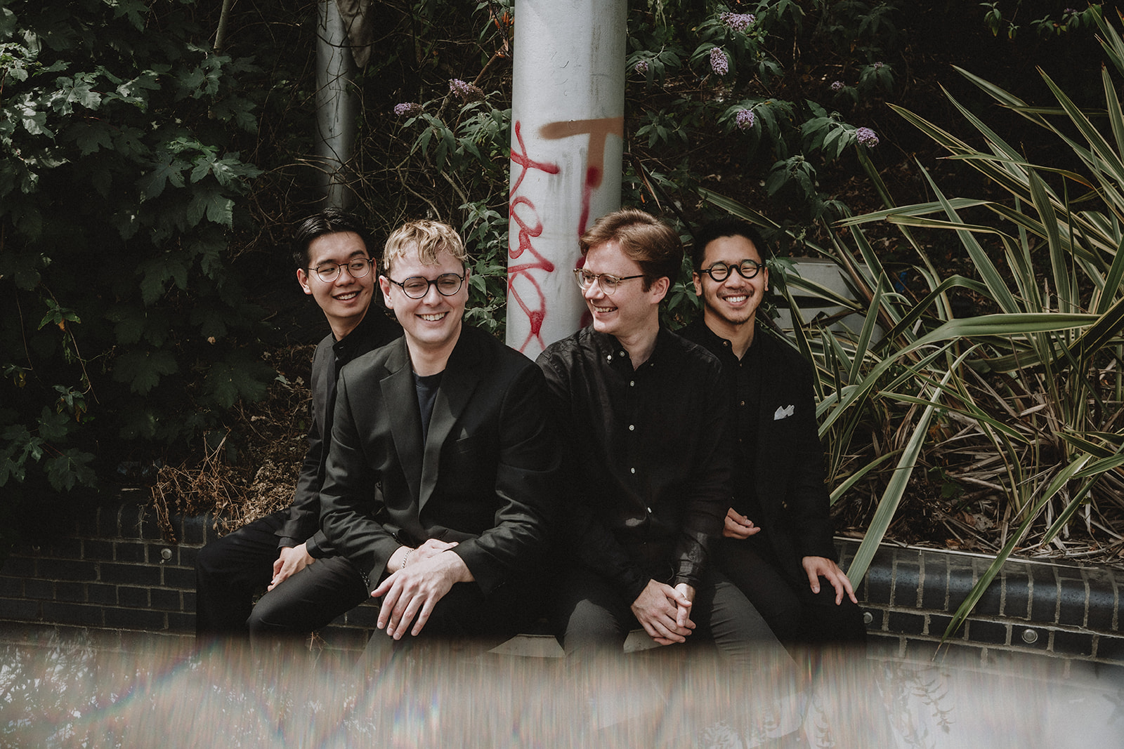 Les Acolytes ensemble photograph